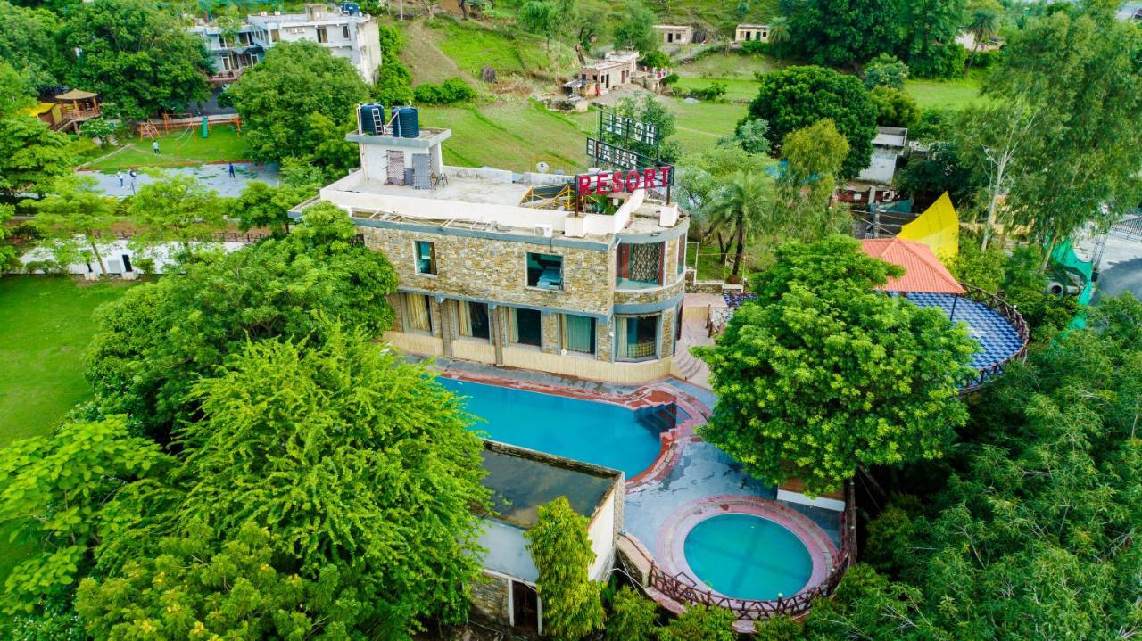 Czar Palace Resort, Udaipur Guman Екстер'єр фото